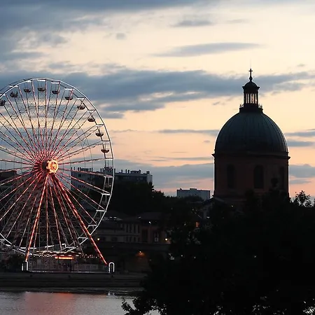 Riverside Apartman *