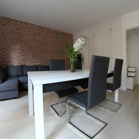 Riverside Apartman *